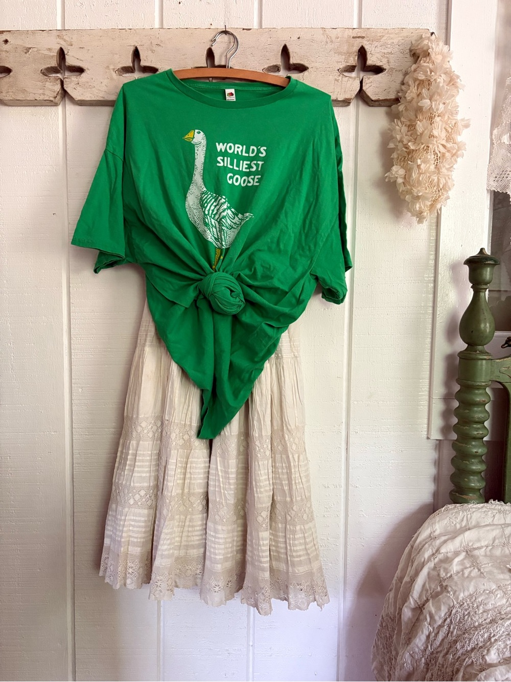 Fruit of the Loom Green Crew Neck T‑Shirt with Fruit Logo Silly Goose